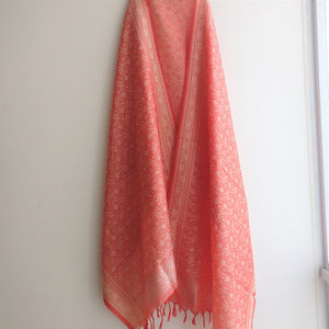 Handwoven | Silk Fine design Indian Stole